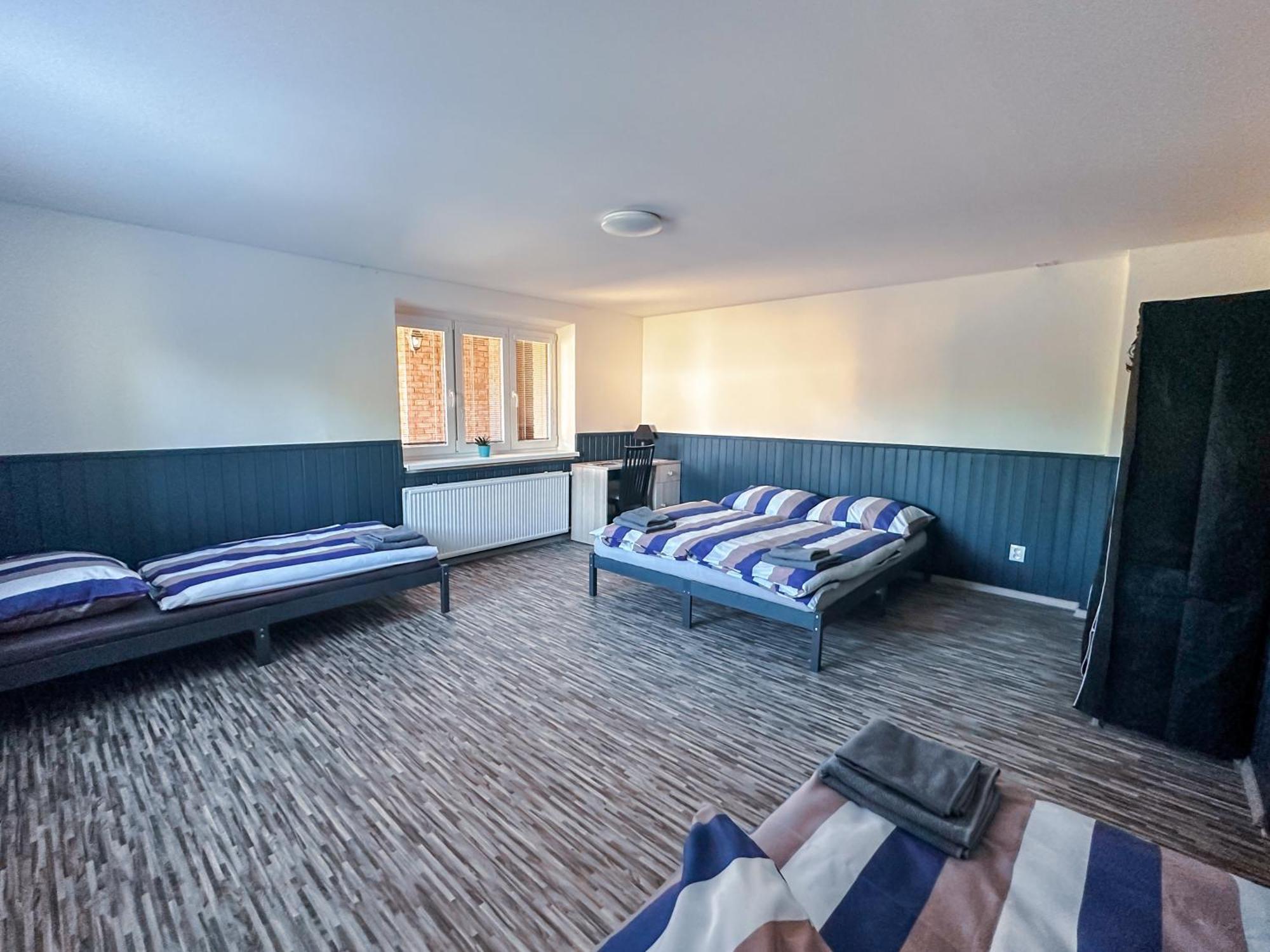 Apartman Vesele ديشين المظهر الخارجي الصورة